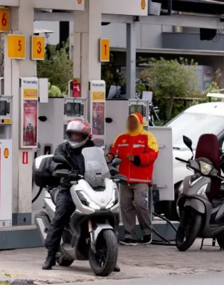 Διαρροή αερίου σε βενζινάδικο στον Πειραιά
