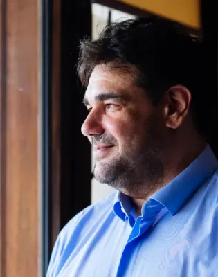 Ο υπουργός Εσωτερικών Θεόδωρος Λιβάνιος σε φωτογραφία του alfavita.gr