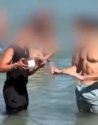 paros