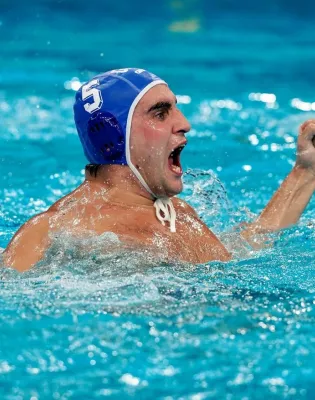 Η Εθνική ομάδα νίκησε με 15-14 στον τελικό την Ουγγαρία και ανέβηκε στην κορυφή του κόσμου