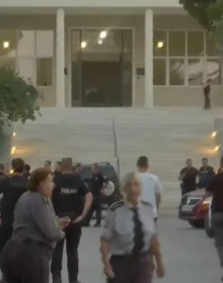 Φωτιά στο Σισμανόγλειο Νοσοκομείο