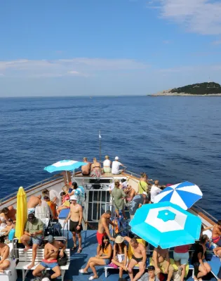 tourismos