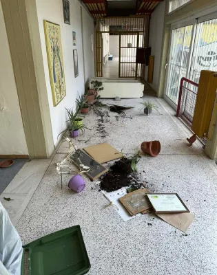 Φρίκη στα Ιωάννινα: «Γυαλιά καρφιά» το 8ο ΓΕΛ – Ζωγράφισαν μέχρι ναζιστικά σύμβολα (Εικόνες)