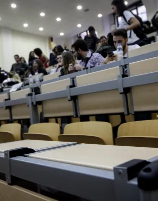 Φοιτητές σε αμφιθέτρο Πανεπιστημίου