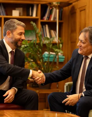 ΑΥΛΩΝΙΤΗΣΠΑΣΟΚ