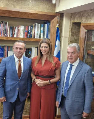 zaharaki dramaa