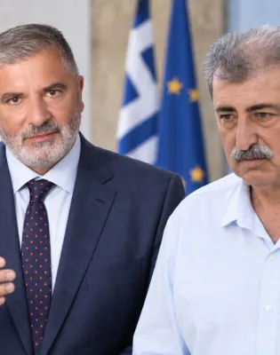 Ο πρόεδρος του ΙΣΑ Γιώργος Πατούλης και ο Παύλος Πολάκης