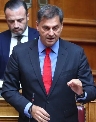 Χάρης Θεοχάρης