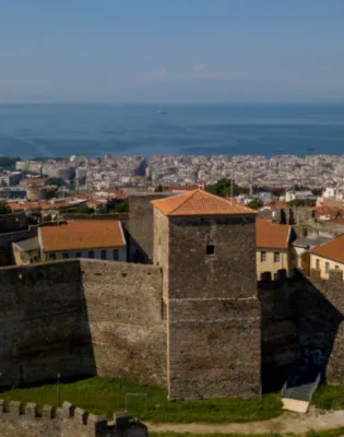 επταπύργιο