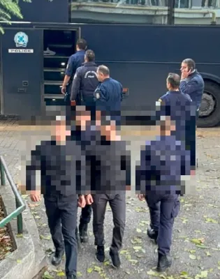 Δίκη για τον Άλκη Καμπανό 