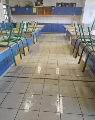 Πλημμύρισε από την κακοκαιρία το 23ο Δημοτικό Αχαρνών