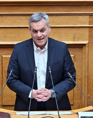 μαμου