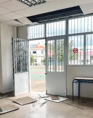 Ψευδοροφή στο Λύκειο Πεδινής
