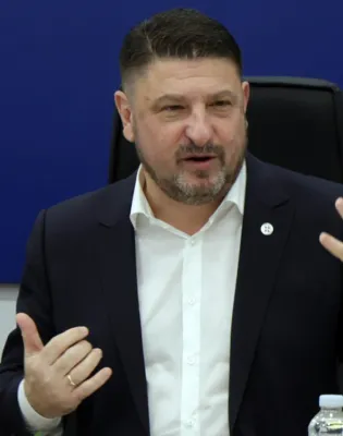 Ο Περιφερειάρχης Αττικής Νίκος Χαρδαλιάς
