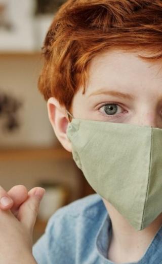 Επιστολή γονέα προς Κεραμέως: Εκβιαστικό το άνοιγμα των σχολείων