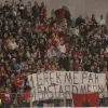 Το πανό οπαδών της Παρτιζάν Τιράνων