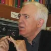 Γιώργος Καραμπελιάς 
