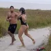 Αθλήτρια του MMA ξυλοφορτώνει ηδονοβλεψίαΑθλήτρια του MMA ξυλοφορτώνει ηδονοβλεψία