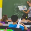 τάξη μαθητές δασκάλα μάθημα