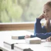 δάσκαλος διευθυντής σχολείου