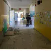 seismos sxoleio kriti goneis metra