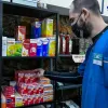 σούπερ μάρκετ, super market, φάρμακα, φαρμακείο, ράφια, υπάλληλος