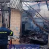Φωτιά σε σπίτι και κατάστημα στη Λέσβο