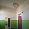 1ο Δημοτικο σχολείο Ηρακλείου Αττικής κατέρρευσε τμήμα της οροφής 