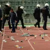 Αστυνομικοί σε γήπεδο