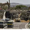 Κατεδάφιση γέφυρας στον Ισθμό