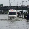Πτώση λεωφορείου σε ρέμα στην Ινδία