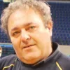 EFYGE APO TI ZOI