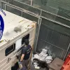 Πειραιάς: Εντοπίστηκαν 55 κιλά κοκαΐνης σε κοντέινερ για… γαρίδες 