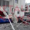 Κατέρρευσε μπαλκόνι πάνω σε πάγκο λαϊκής