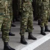 στρατός