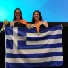 Μαθήτριες με την Ελληνική σημαία σε διαγωνισμό της Microsoft