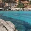 Παραλία στο Γεώπαρκο του Αγίου Νικολάου