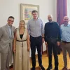 συνάντηση μεταξύ μελών του Διοικητικού Συμβουλίου του Πανελλήνιου Συλλόγου Διδακτόρων Δημοσίου (ΠΑΣΥΔ) και του Συντονιστή του Γραφείου Πρωθυπουργού στη Θεσσαλονίκη