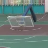 Μπασκέτα έπεσε σε σχολείο