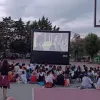προβολή ταινία σε σχολείο