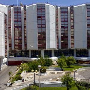 Διοίκηση εκπαιδευτικών μονάδων από εμπειρία ή από γνώση; Σύγχρονα προγράμματα μεταπτυχιακών σπουδών