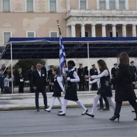 μαθητική παρέλαση αθήνα 2810