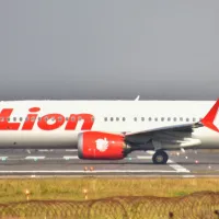 max 8 lion air