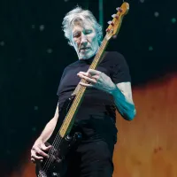 roger waters bass