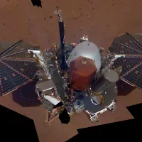 InSight selfie
