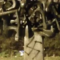 σβαστικα μνημειο ολοκαυτωματος