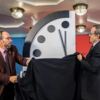 doomsday clock