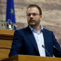 Θανάσης Θεοχαρόπουλος