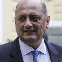 Πέτρος Μαντούβαλος