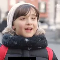 Οι κάτοικοι της Νάπολης καλωσορίζουν τους πρόσφυγες